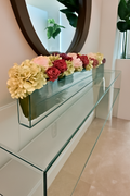 Vase moderne 90cm avec hortensias et roses