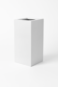 Vase en fibre de verre blanc brillant taille M
