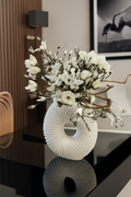 Vase moyen avec magnolias et bois flotté